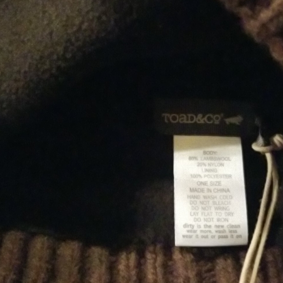 Toad&Co Beanie - Picture 3 of 4